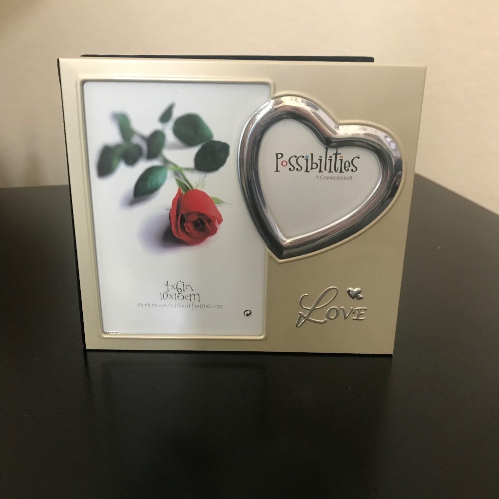 Possibilities by Connoisseur Black Velvet Love photo album with frame NWT